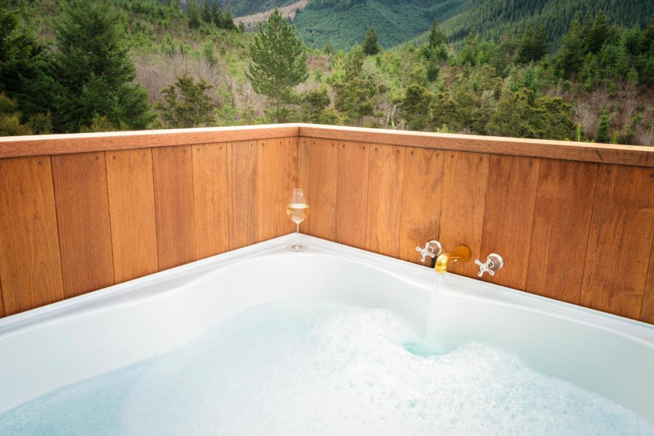 'Love' Hanmer Couples Retreat Limited Hanmer Springs Exterior photo